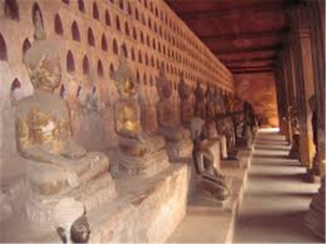 Phnom Penh Halfday City Tour