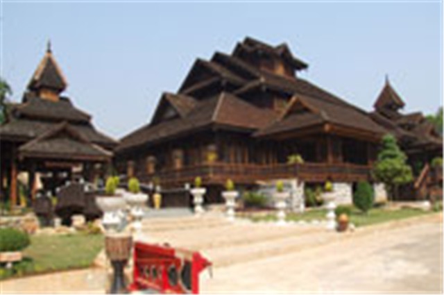 Popa Mountain Resort